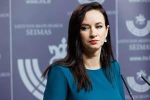 „Laukiate?“: klausimo, ar nežada atsistatydinti, sulaukusi I. Ruginienė pateikė aiškų atsakymą