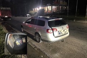 Pakeliui į Klaipėdą pasieniečiai sučiupo vilnietį su įkalčiais – daugiau kaip 13 dėžių nelegalių rūkalų