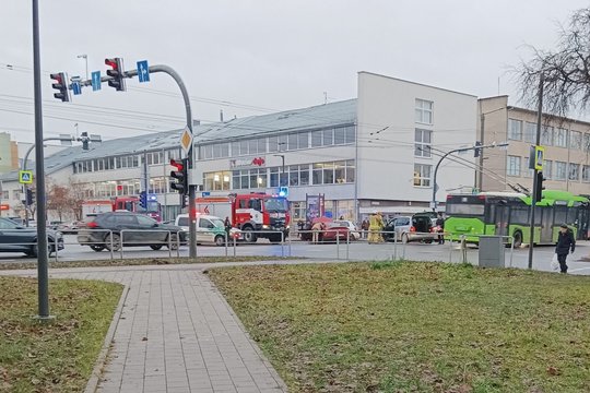 Kaune popiet – automobilių susidūrimas avaringoje sankryžoje