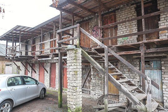 Savivaldybės Kalėdų dovana – šaltos krosnys vieno namo vilniečiams