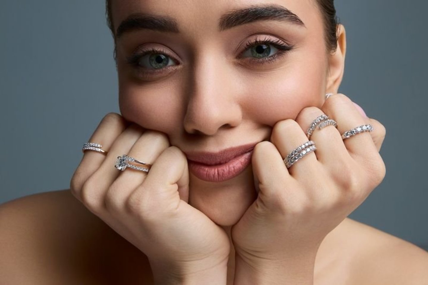 ESSENTI leidžia dovanoti tai, kas ilgą laiką buvo laikoma nepasiekiama – įspūdingus, ryškiai spindinčius deimantus.