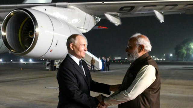 V. Putinas atvyko į Indiją: štai ką Rusijos lyderis pasakė susitikimo su N. Modi metu
