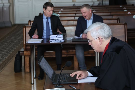 Restoranų diplomatai ir penki frontai: neoficialaus lobizmo anatomija 