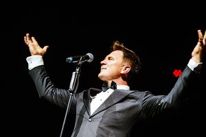 Operos solistas Eugenijus Chrebtovas: „Debiutinis albumas gydo ir mano sielos žaizdas“