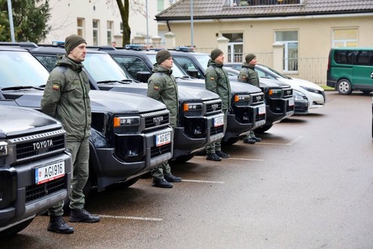 Pasieniečiai beveik už 1 mln. eurų įsigijo naujų visureigių