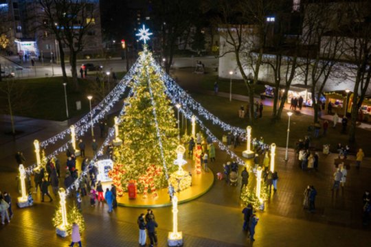 Tauragėje – pasakiška Kalėdų eglė ir stebuklo jausmas