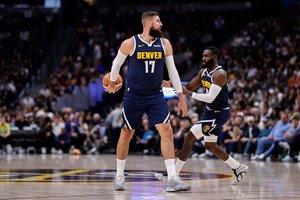 Efektyvus J. Valančiūnas prisidėjo prie dramatiškos „Nuggets“ pergalės