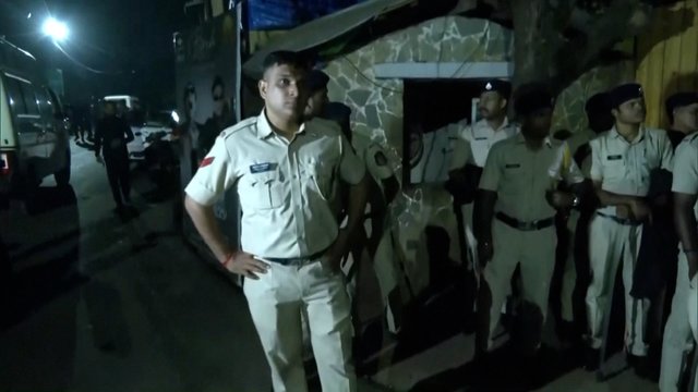 Naktiniame klube Indijoje kilo didžiulis gaisras: žuvo 25 žmonės, tarp jų buvo ir turistų