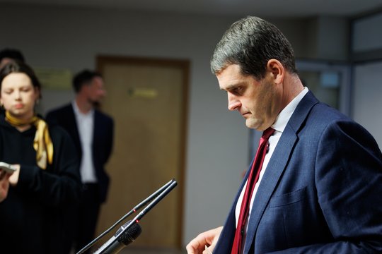 Seimo etikos sargai pradėjo tyrimą dėl R. Žemaitaičio pasisakymų apie Čiurlionio menų mokyklos moksleivius