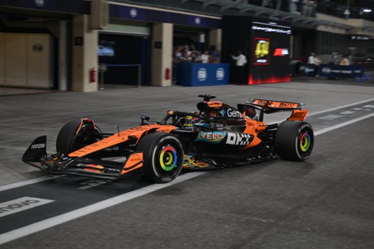 Varžovų spaudimą atlaikęs L. Norrisas – naujasis „Formulės-1“ čempionas