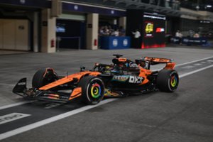 Varžovų spaudimą atlaikęs L. Norrisas – naujasis „Formulės-1“ čempionas