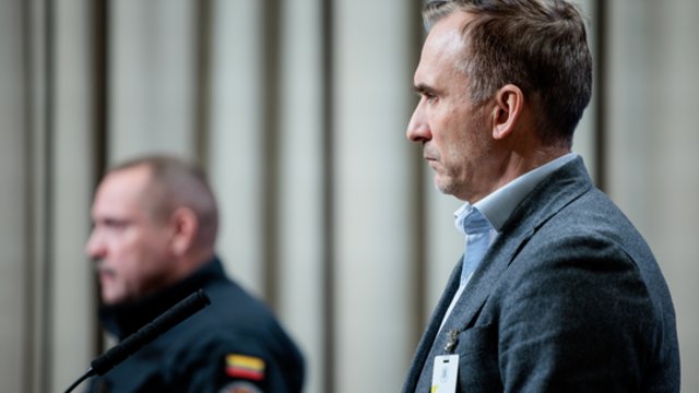 Pasidžiaugė neblogai suvaldyta situacija: eismas į ir iš Vilniaus oro uosto buvo apribotas tik pusantros valandos