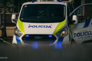 Latvijoje per susidūrimą su traktoriumi žuvo vairuotojas iš Lietuvos – pagalbos prašoma ir mūsų šalies gyventojų