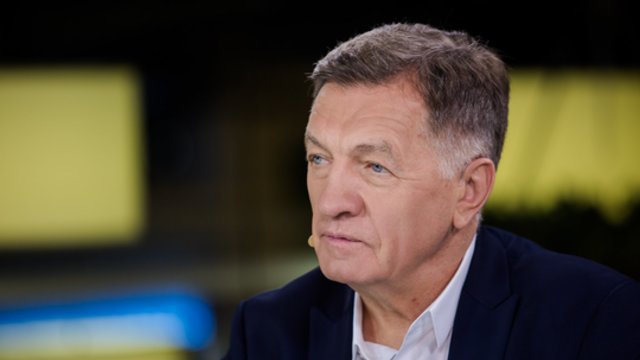 A. Butkevičius įspėja apie padarytą klaidą: taip daroma, kad parodyti mažesnį deficitą nuo BVP