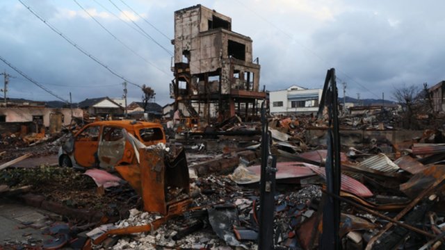 Japoniją supurtė 7,5 balo stiprumo žemės drebėjimas: skaičiuojami sužeistieji ir žala