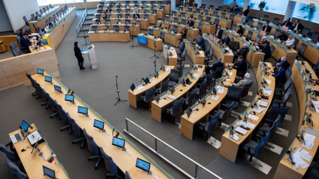 Pristatė pakoreguotą 2026 metų biudžetą: gera žinia lauiantiems šeimos pagausėjimo