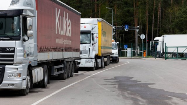  Vilkikų srautai į Baltarusiją nemažėja: akivaizdu, kad rizikos nėra įvertintos