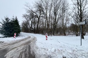 Teks apsišarvuoti kantrybe: gatvę išrausė ir pradėtą remontą sustabdė ilgam laikui