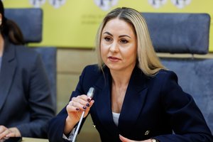 Savų neišgirsta L. Asadauskaitė-Zadneprovskienė įtūžusi: mūsų ministrė užsispyrusi, nieko nenori girdėti