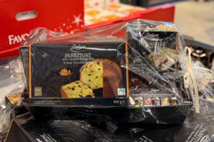 Ieškote kalėdinės dovanos? Draugus ir artimuosius pradžiuginkite nebrangiais, bet prabangiais „Lidl“ „Deluxe“ Kalėdų rinkiniais