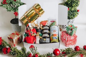 Artėjant žiemos šventėms: vaišės ir dovanos, kurios nustebins net gurmanus