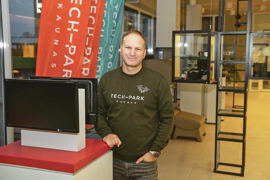 „Aiškiai matyti, kad netoli Lietuvos vyksta karas“: Kauno startuoliai atsigręžė į dronus ir gynybos technologijas