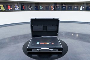 Paaiškėjo, kas saugo ir nešioja „branduolinį V. Putino lagaminėlį“