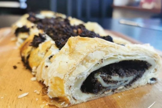 Vaikystės Kalėdų pasaka: burnoje tirpstantis močiutės aguonų vyniotinis