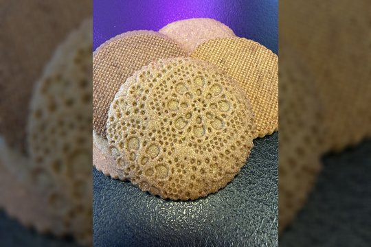 Šventiniai sausainiai – įdomesnė ir dar gardesnė imbierinių sausainių versija