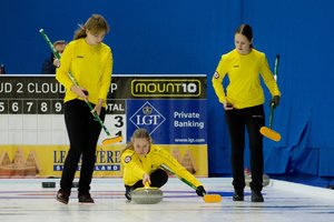 Lietuviams netradicinėje sporto šakoje – merginų rinktinės šuolis aukštyn