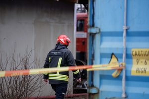 Gaisras Vilniaus motelyje: trys žmonės nukentėjo, vienas išvežtas į ligoninę