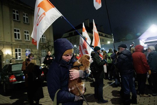 Į laisvę paleistas A. Bialiackis sunkiai renka žodžius: „Kol kas negaliu atsigauti“