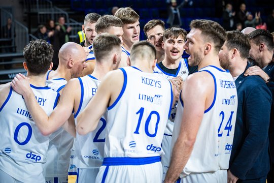 Triženklis gruodis tęsiasi: „Neptūno“ puolimo uraganas nupūtė „Gargždus“