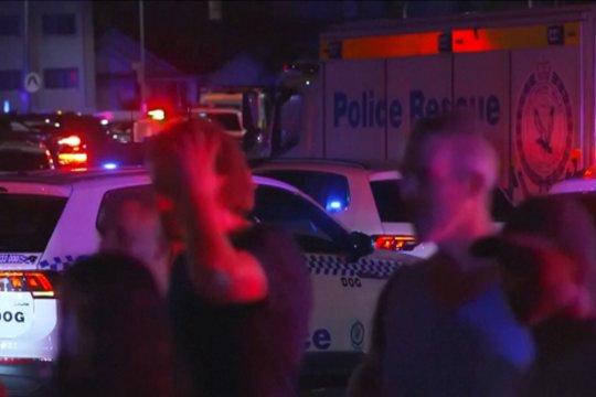 Šūviai per šventę: Bondi paplūdimyje nužudyta dešimt žmonių