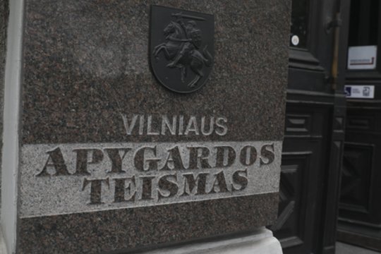 Už sutuoktinės nužudymą nuteistas chemijos mokslų daktaras A. Voitechovčius, suimtas teismo salėje