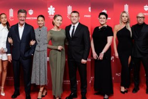 Į iškilmingus Lietuvos sporto apdovanojimus plūdo išsipuošę garsūs svečiai