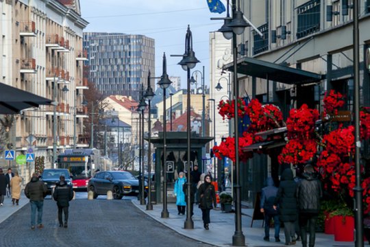 Vilnius dalija po 1000 eurų – kas gali juos gauti ir ką reikia padaryti