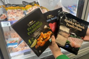 Tikra skonių ir mažų kainų šventė: „Iki“ lentynose – ir švieži lietuviški karpiai, ir gurmaniški jūrų gėrybių delikatesai