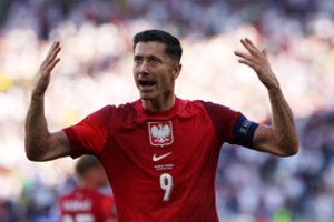 L. Messi keliu: lenkų futbolo legenda svarsto karjerą tęsti JAV