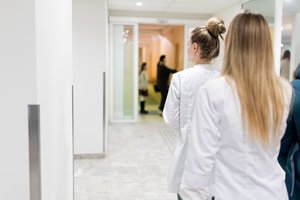 SAM gydytojų rezidentų vienkartinėms išmokoms skirs apie 567,4 tūkst. eurų