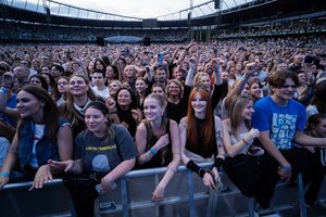 Išmanūs sprendimai masiniuose renginiuose: sklandžius atsiskaitymus Dariaus ir Girėno stadione užtikrino „Luminor“ POS terminalai