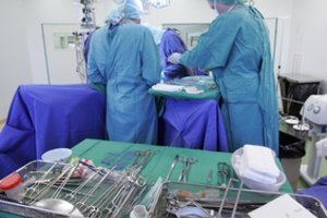 Atėmė ligoninių aukso gyslą? Štai kodėl gydytojai stabdo operacijas