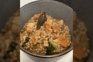 Šventinis perlinio kuskuso troškinys: neapsunkins nei pilvo, nei užsiėmusių šeimininkių