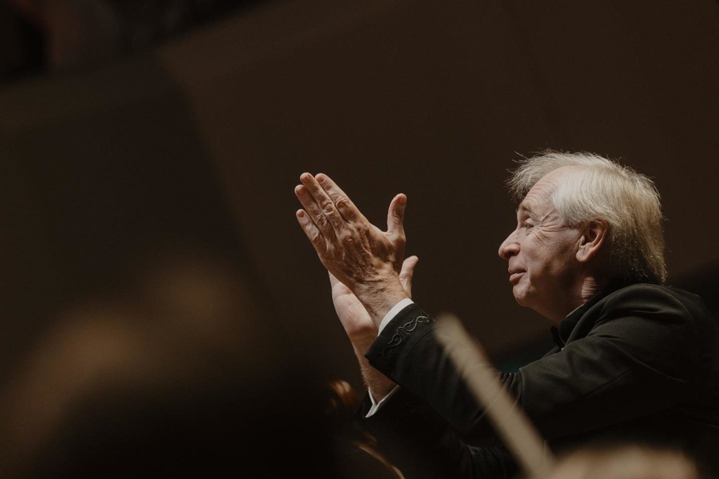 Gruodžio 28 d. LVSO koncertų salėje gospelo chorai „Vilnius Voices“ ir „GospelJonai“ kartu su Lietuvos valstybiniu simfoniniu orkestru atliks šventinę pop ir roko klasikos programą, nuspalvintą gospelo muzikos skambesiu.<br>S.Lukoševičiaus nuotr.