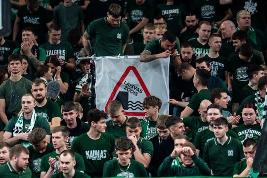 Prieš „Žalgirio“ rungtynes – aiški sirgalių žinutė: jungiasi prie protesto