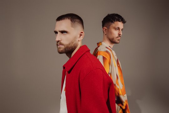 Grupė „Sadboi“ „apsinuogino“ prieš savo klausytojus