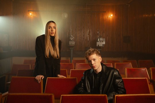 Netikėtas duetas: P. Paukštaitytė ir A. Vyšniauskas pristato bendrą šventinį kūrinį