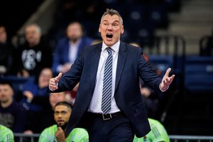 Šaras atsitiesė: kartu su „Fenerbahce“ Milane grįžo į pergalių kelią