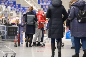 Muzika parduotuvėse skamba ne šiaip sau: paaiškino, kaip ji sugundo apsipirkti