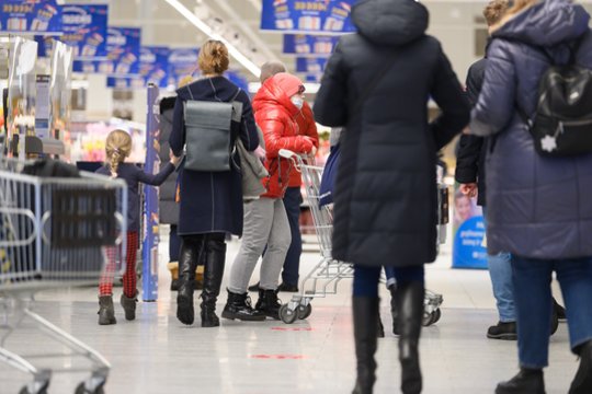Muzika parduotuvėse skamba ne šiaip sau: paaiškino, kaip ji sugundo apsipirkti